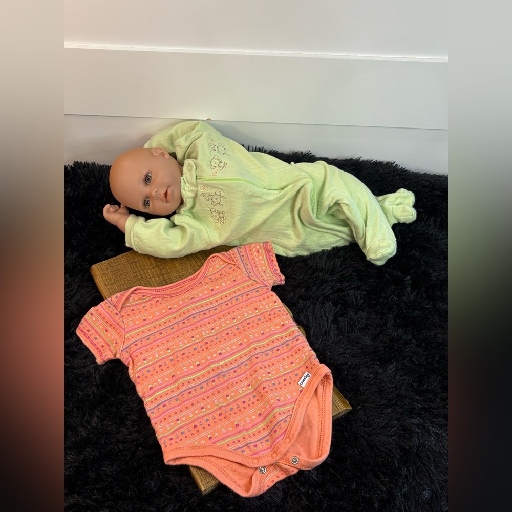 Gerber Baby Girl Bundle 3–6M Striped Onesie+ Green Monkey Footie Pajamas Set